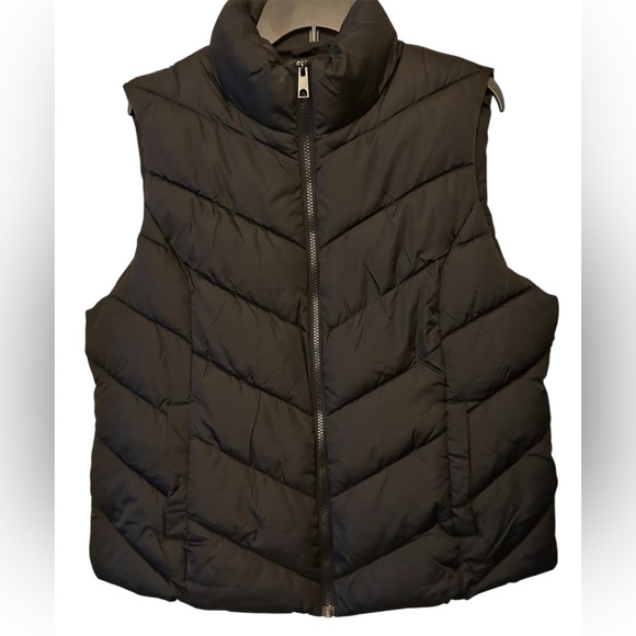 Cole Haan Signature Chevron Quilted Puffer Vest Black Women’s Size XL